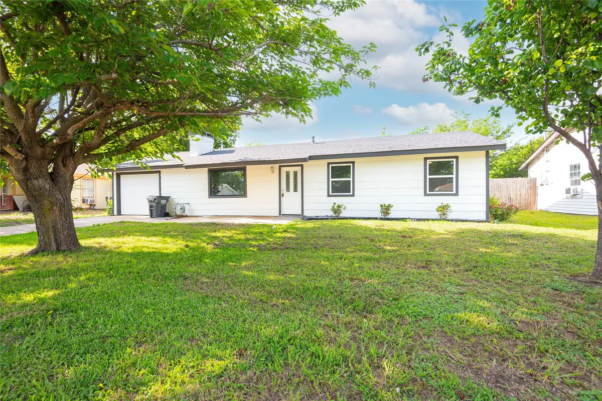 324 E Willow Lane, Princeton, TX 75407 - #1