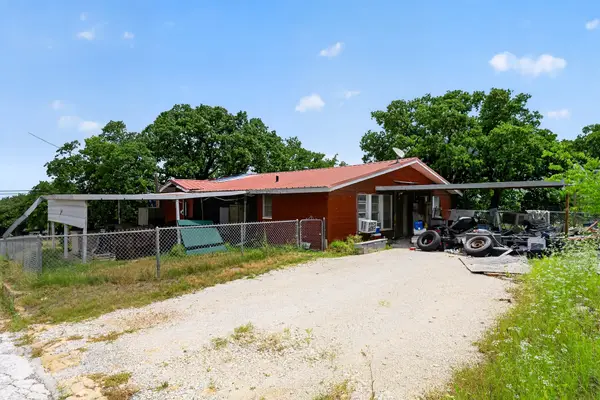 810 W Plummer Street, Eastland, TX 76448