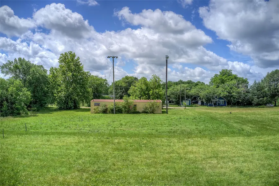 414 N Neal Street, Commerce, TX 75428 - #2