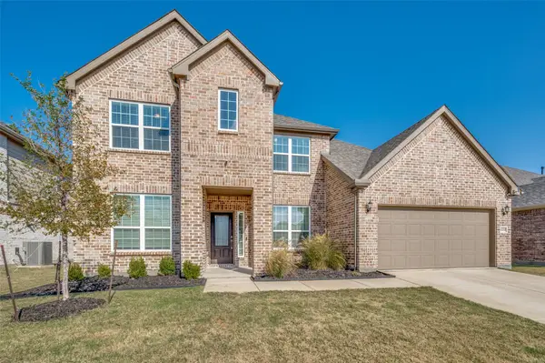 1609 Quentin Drive, Aubrey, TX 76227