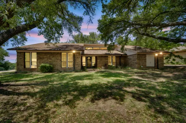 711 Craig Street, Hillsboro, TX 76645