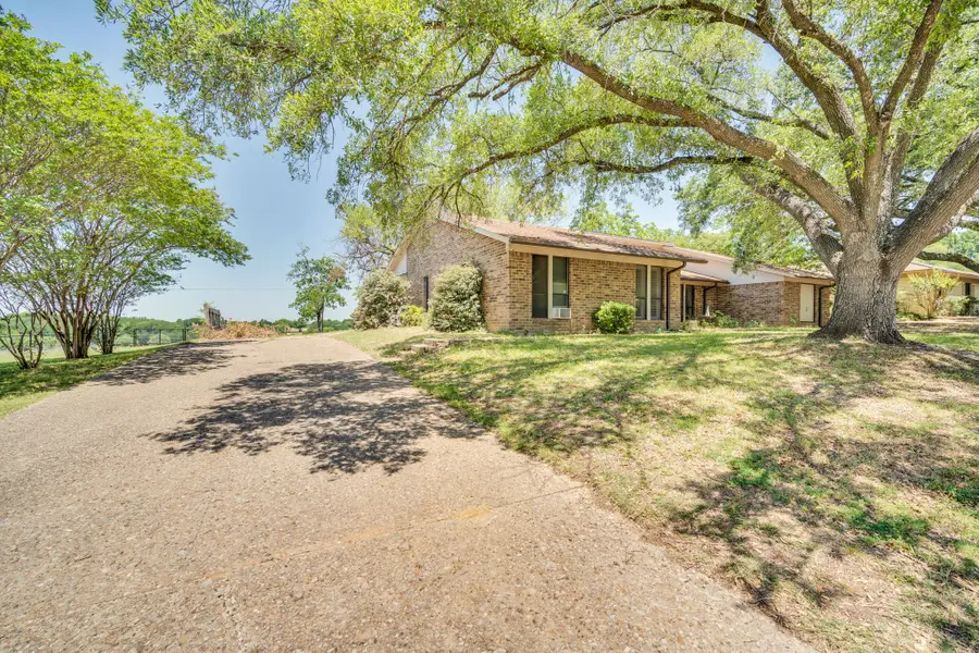 711 Craig Street, Hillsboro, TX 76645 - #2