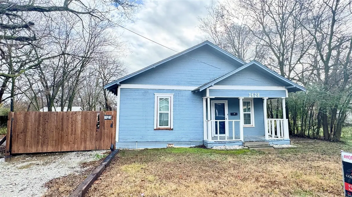1428 E Garnett Street, Gainesville, TX 76240 - #1