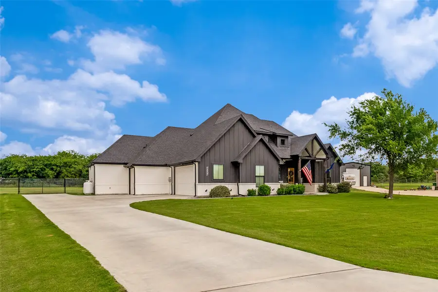 2037 Sunset Ridge Drive, Weatherford, TX 76087 - #2