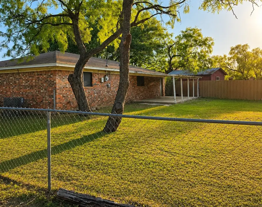 3928 Crestridge Drive, Brownwood, TX 76801 - #2