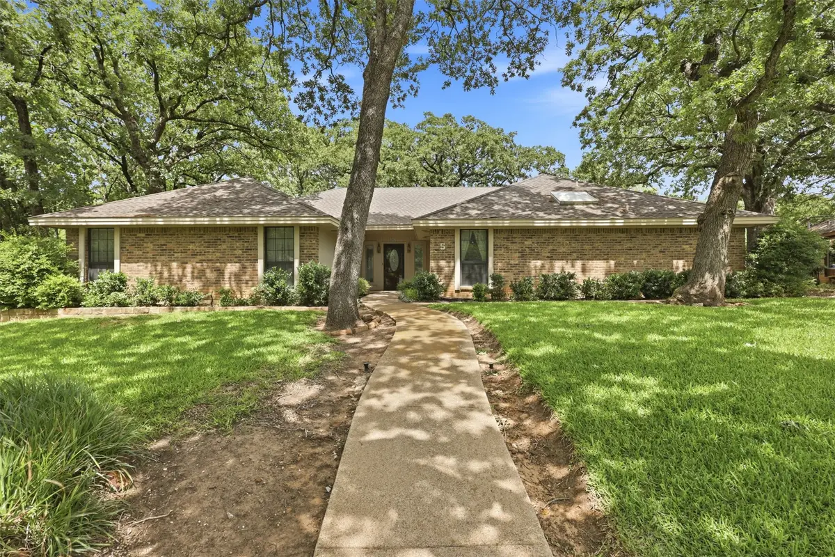 5 Windy Knoll Court, Grapevine, TX 76051 - #1