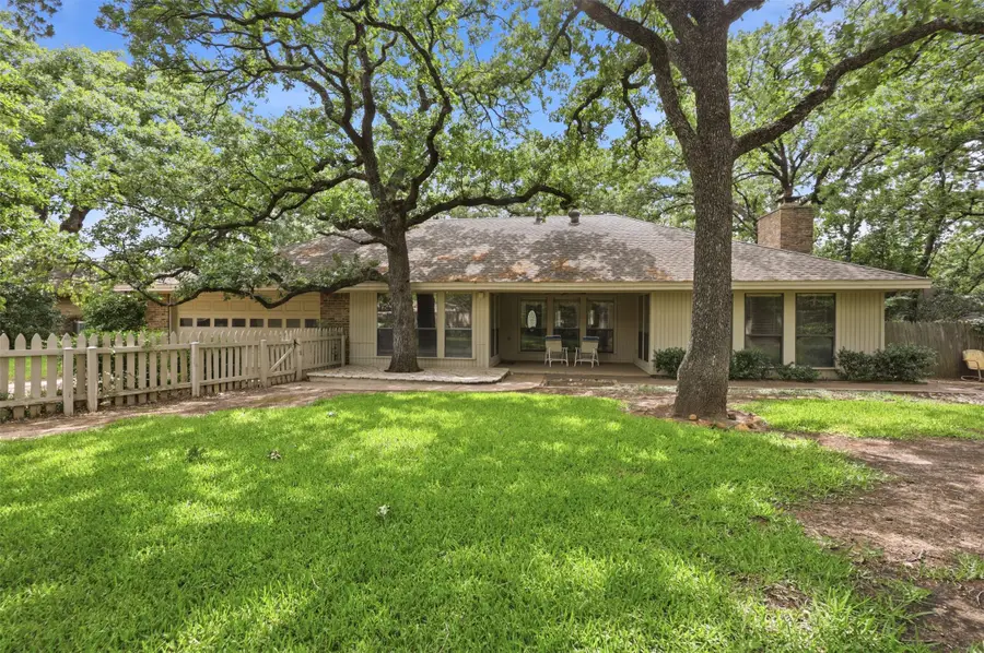 5 Windy Knoll Court, Grapevine, TX 76051 - #3