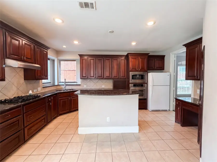 10330 Sandbar Drive, Irving, TX 75063 - #2