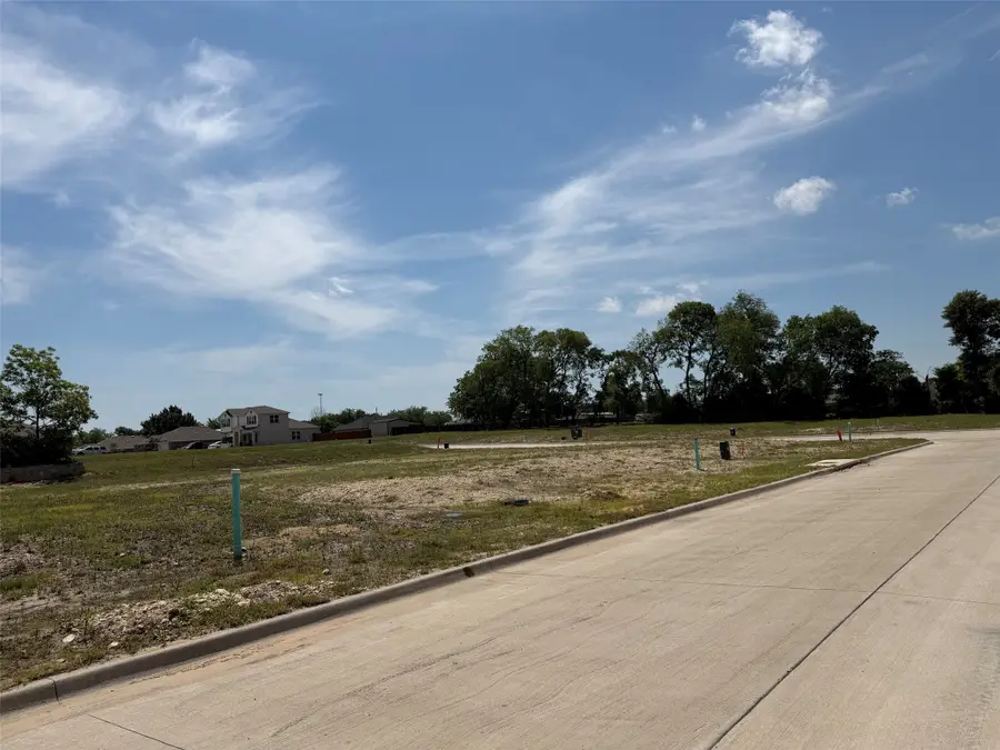 100 Choctaw Drive, Leonard, TX 75452 - #2
