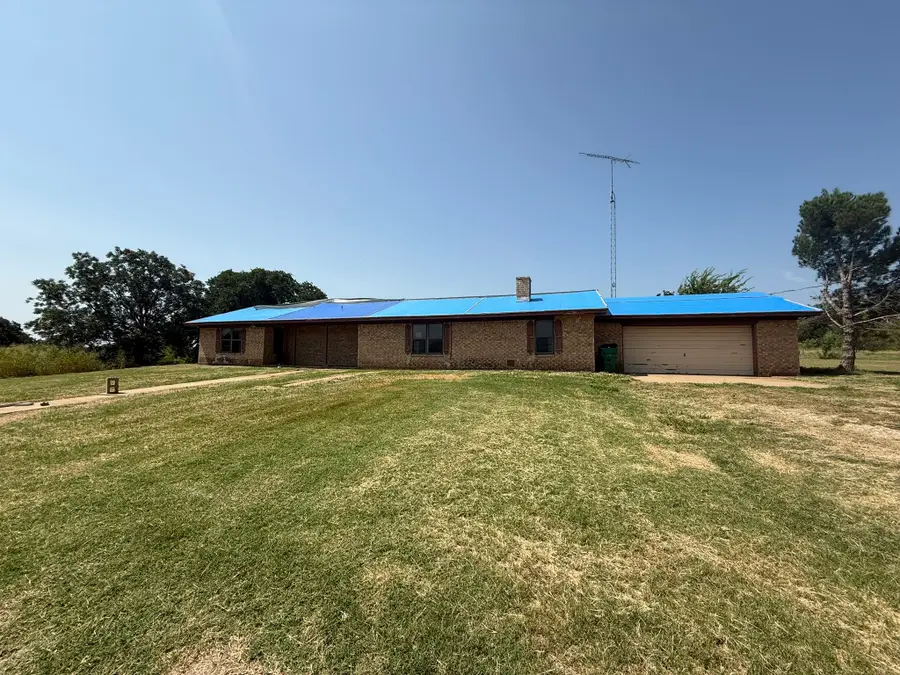 319 County Road 164, Eastland, TX 76448 - #2