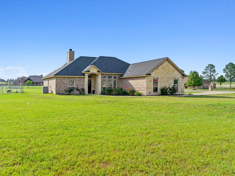 101 Eagles Crest Lane, Weatherford, TX 76087 - #3