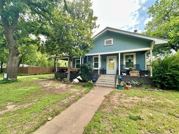 121 N Homer Street, Ranger, TX 76470