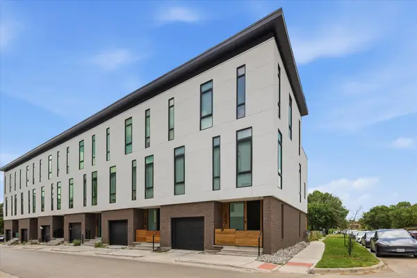 453 W Morphy Street, Fort Worth, TX 76104