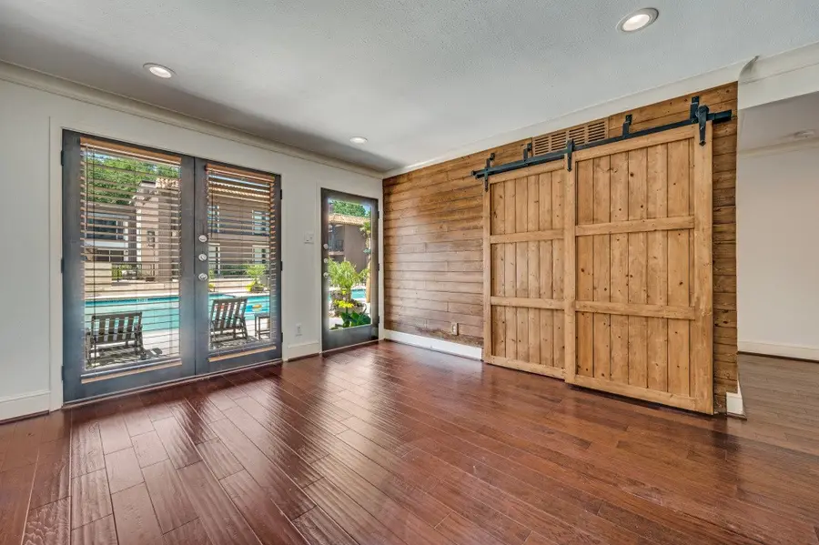 5926 Sandhurst Lane #124, Dallas, TX 75206 - #3