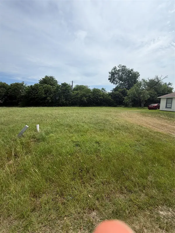 4413 Mimosa Drive, Granbury, TX 76048