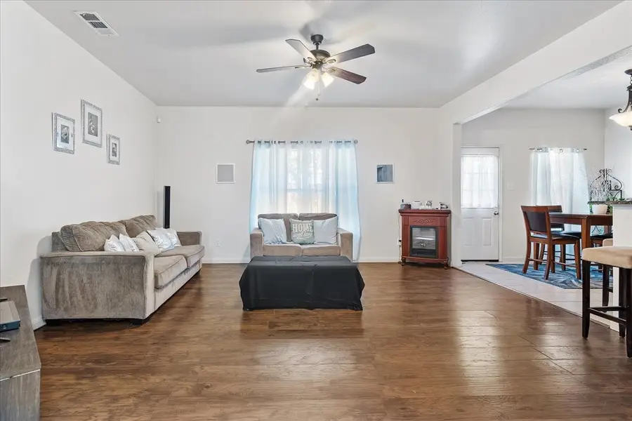 1106 Primrose Drive, Sanger, TX 76266 - #2