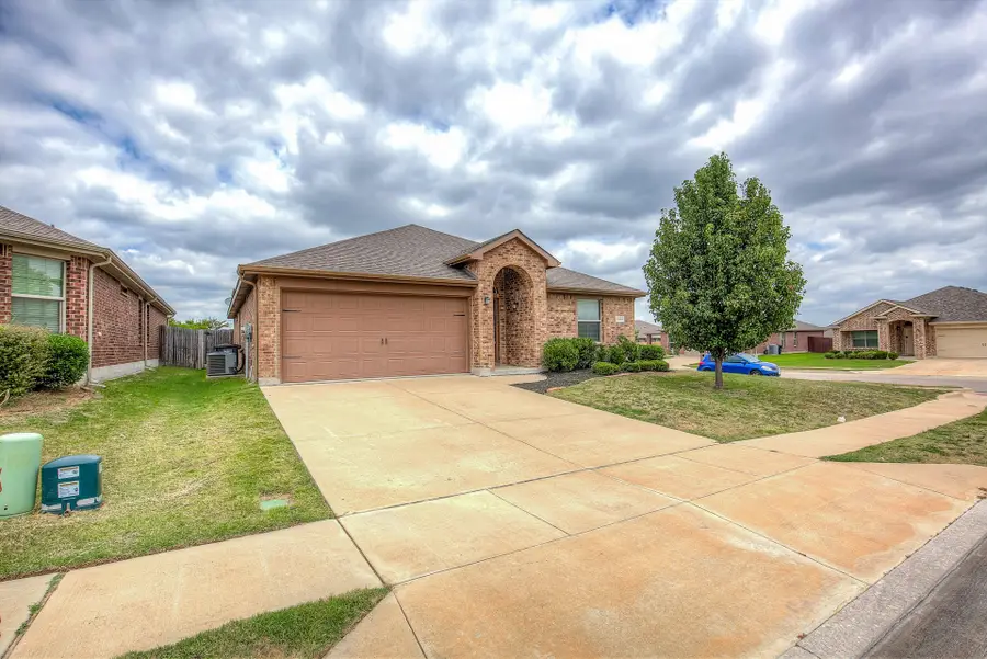6300 Leaping Fawn Drive, Fort Worth, TX 76179 - #3