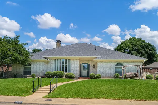 9233 Middle Glen Drive, Dallas, TX 75243