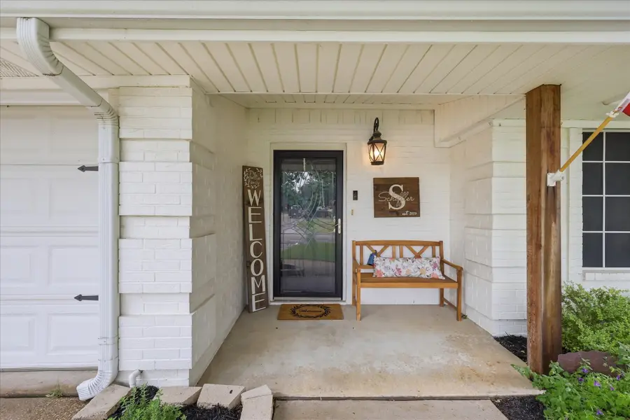 202 Colonial Heights, Sanger, TX 76266 - #3