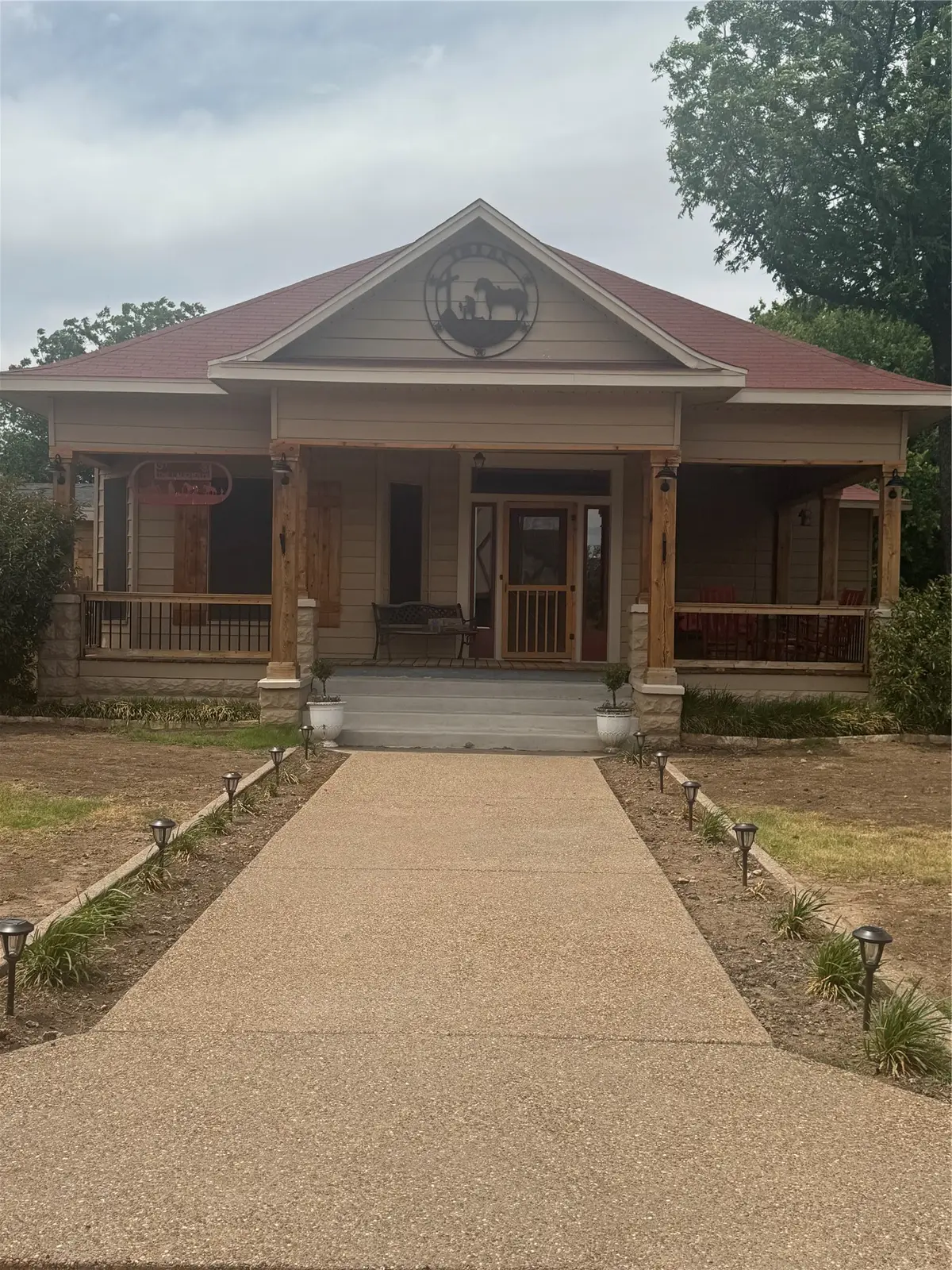 400 Cain Street, Quanah, TX 79252 - #1