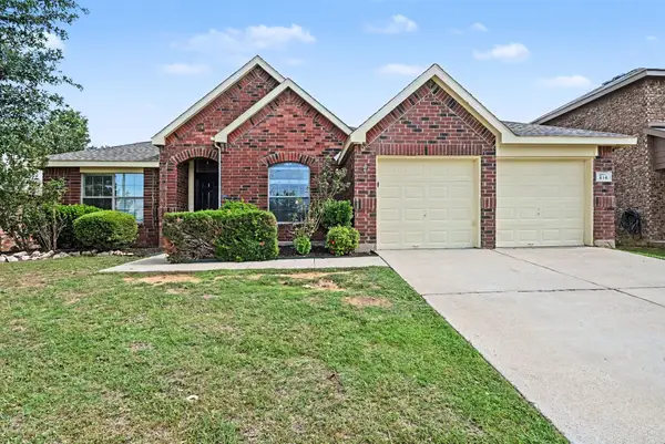 516 Bent Oak Drive, Fort Worth, TX 76131