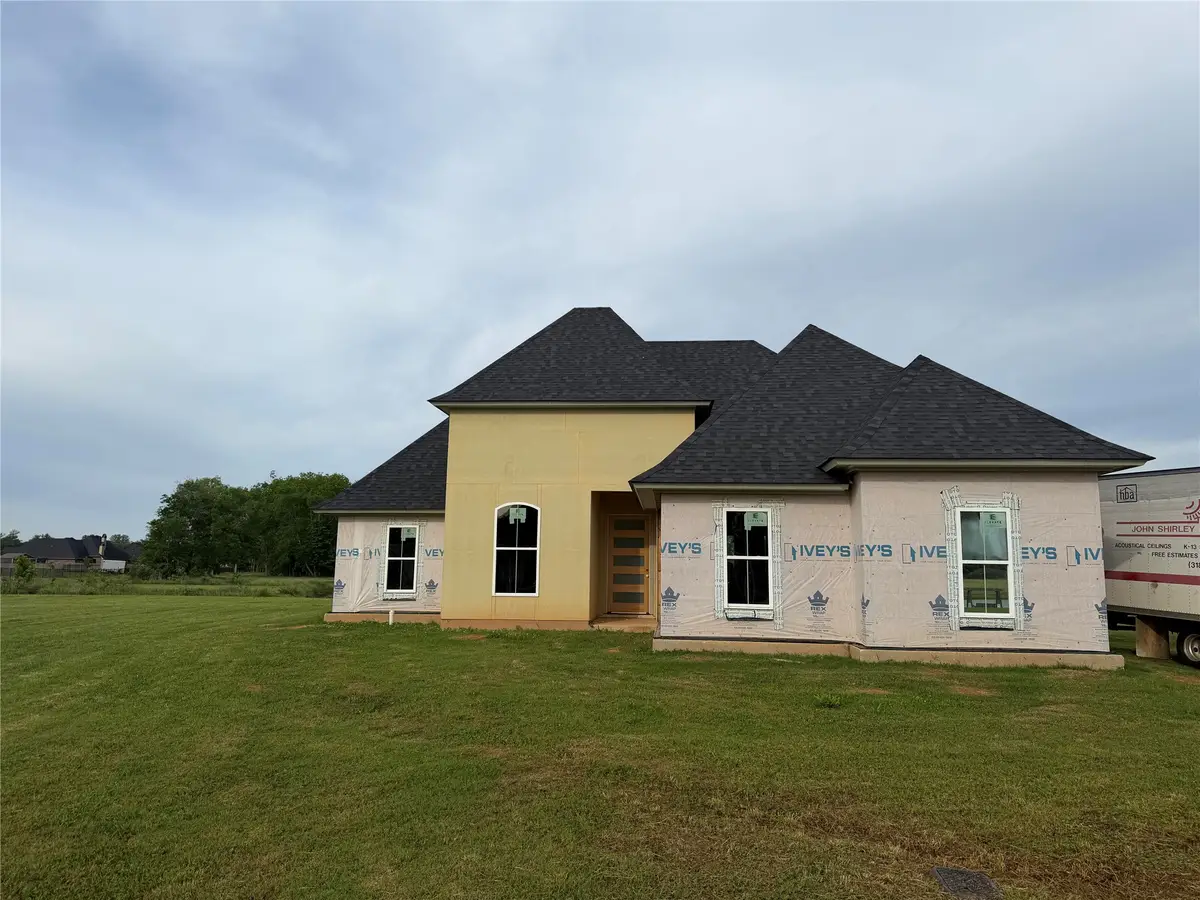 916 Chisolm Trail, Bossier City, LA 71111 - #1