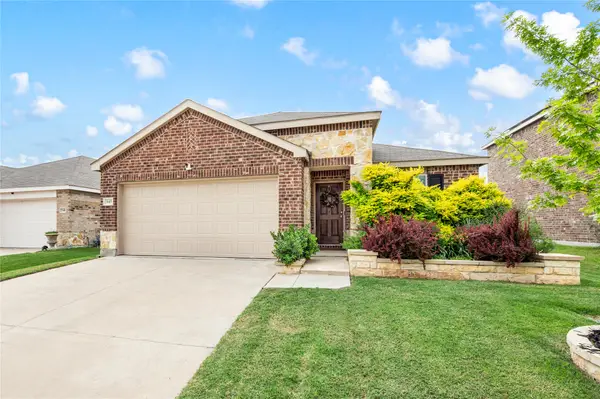 945 Shire Avenue, Haslet, TX 76052
