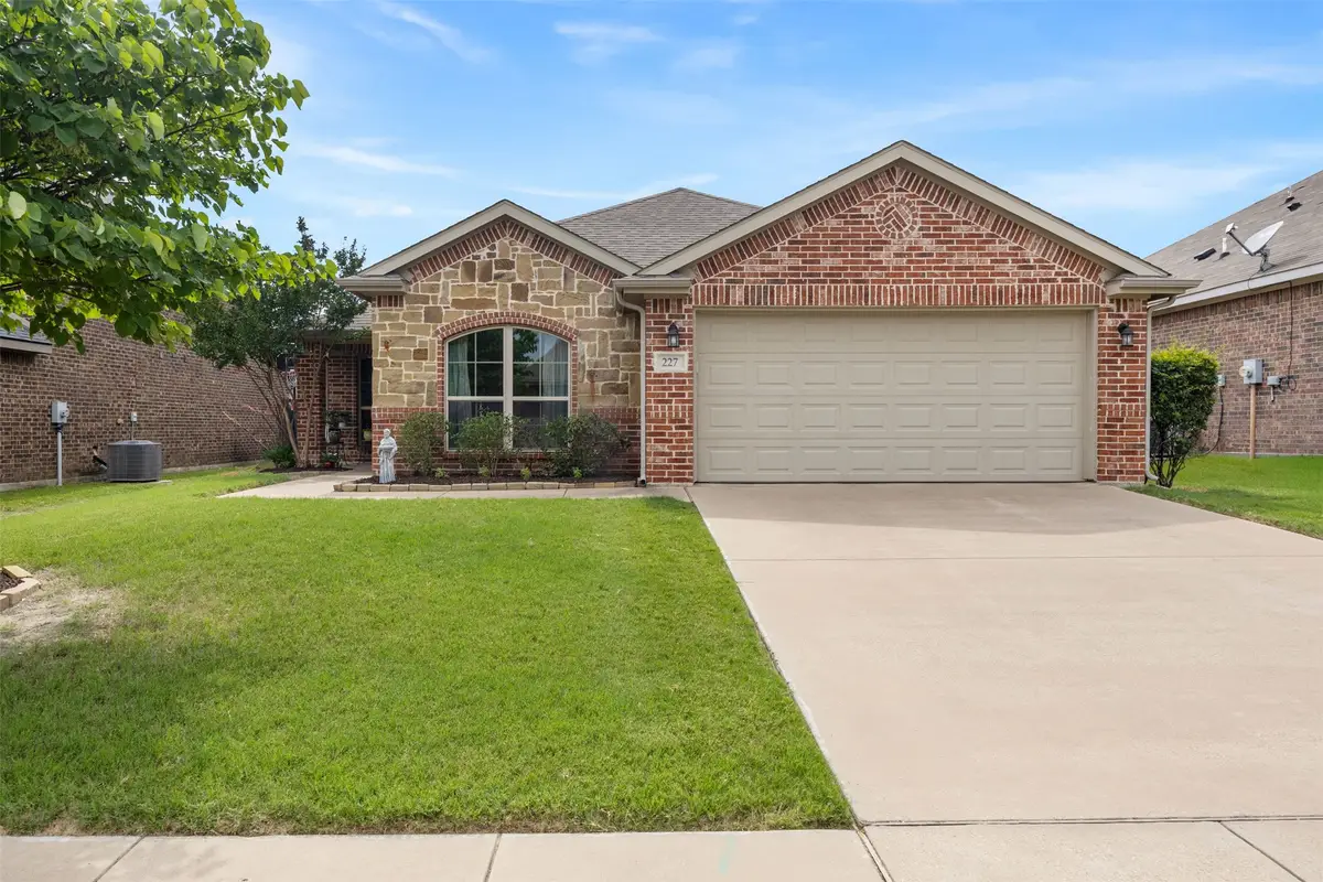 227 Chimney Rock Drive, Waxahachie, TX 75167 - #1