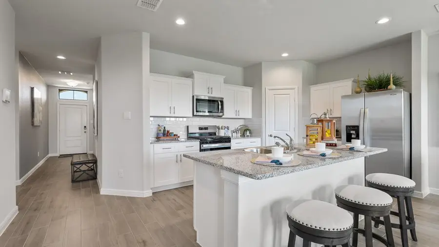 423 Sunday Silence Way, Granbury, TX 76049 - #2