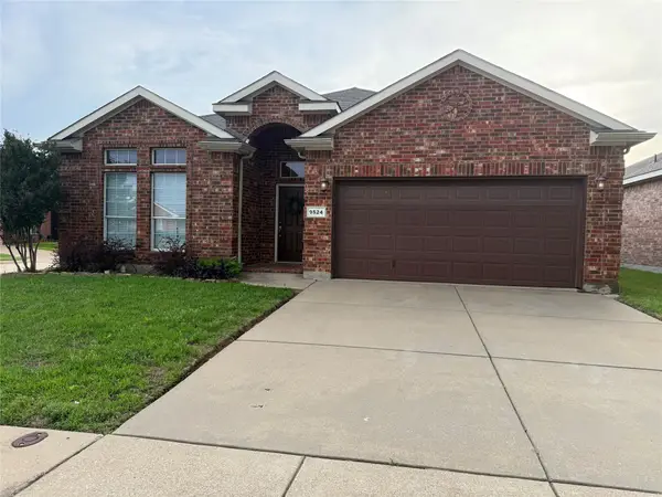 9524 Navarro Street, Fort Worth, TX 76036