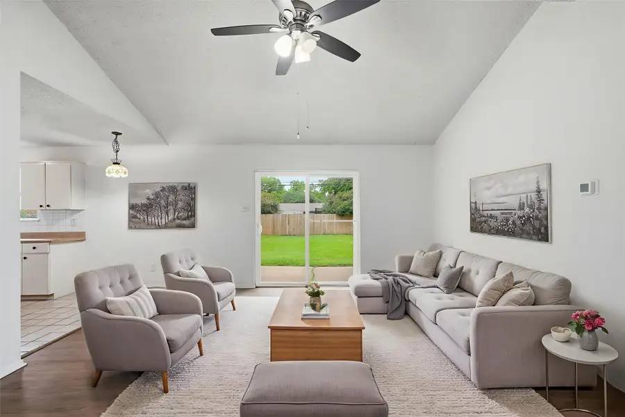 1511 E Tucker Boulevard, Arlington, TX 76010 - #2