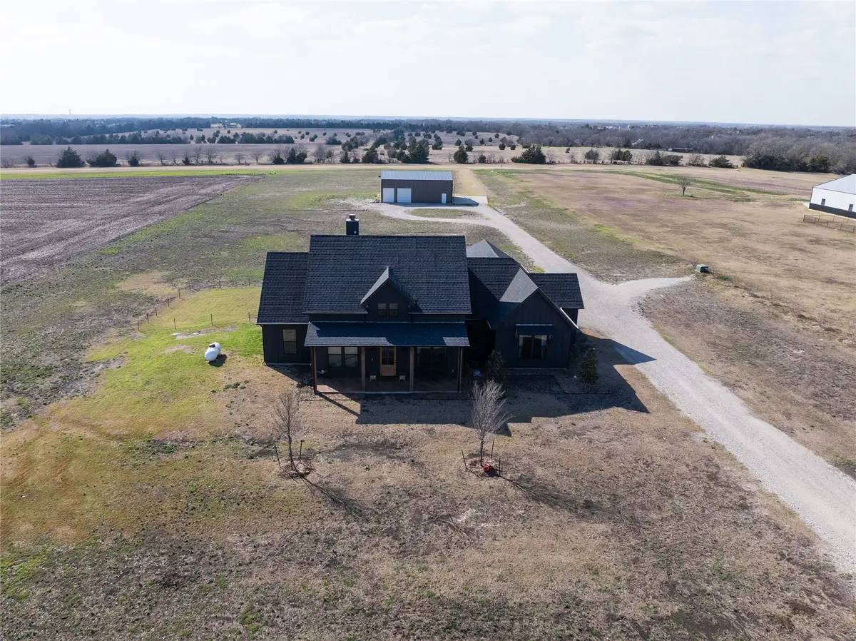 375 Wolf Front Road, Van Alstyne, TX 75495 - #1
