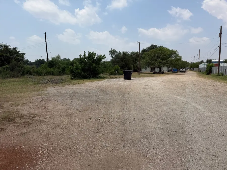3042 Pine Street, Abilene, TX 79601 - #2