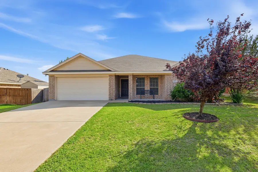557 Jeffdale Drive, Burleson, TX 76028 - #2