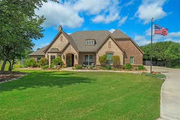 119 Rasha Drive, Azle, TX 76020