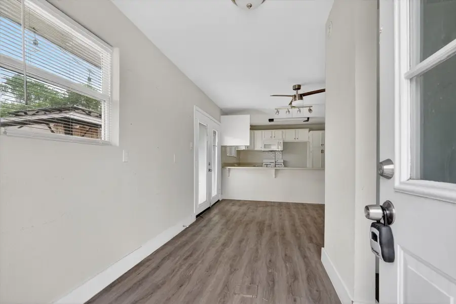 221 2nd Street, Wilmer, TX 75172 - #2