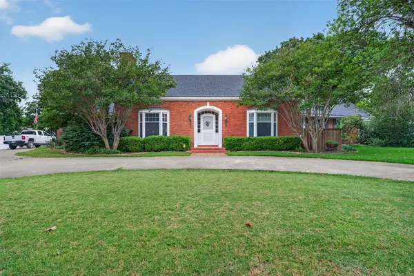 437 Craig Street, Hillsboro, TX 76645