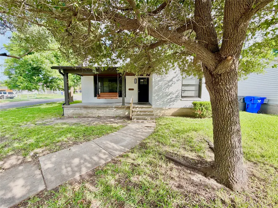 4500 Athens Avenue, Waco, TX 76710 - #2