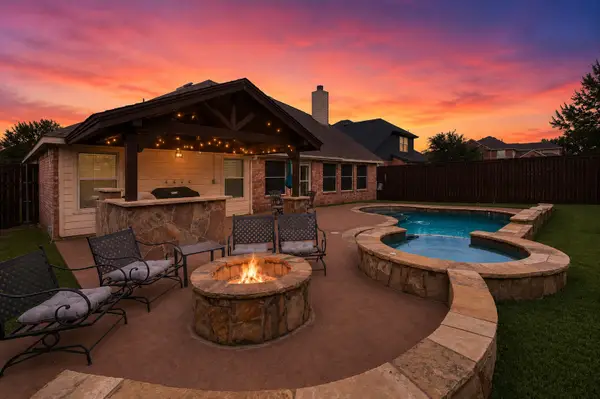 12348 Macaroon Lane, Fort Worth, TX 76244