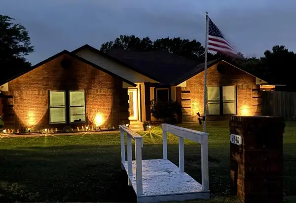2648 Shadowridge Drive, Burleson, TX 76028
