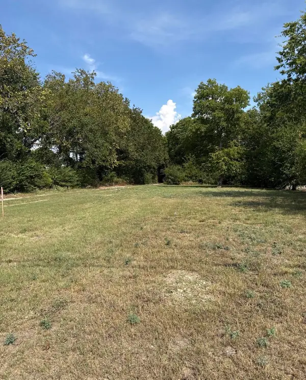 1721 N Hoard Avenue, Sherman, TX 75090