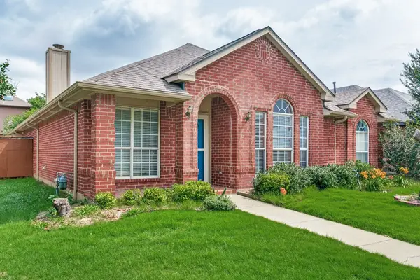 1461 Saint Gallen Lane, Lewisville, TX 75067
