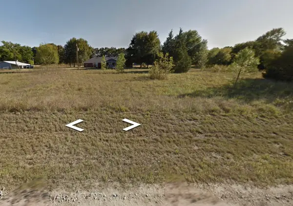 417 Maloma Road, Tool, TX 75143