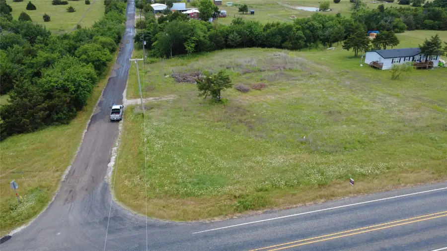 5856 County Road 1094, Celeste, TX 75423 - #2