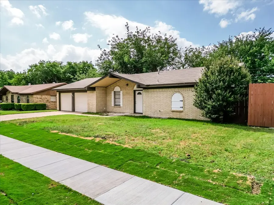 6605 Summertime Lane, Watauga, TX 76148 - #3