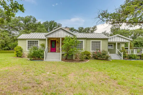 211 Silver Acres Road, Azle, TX 76020