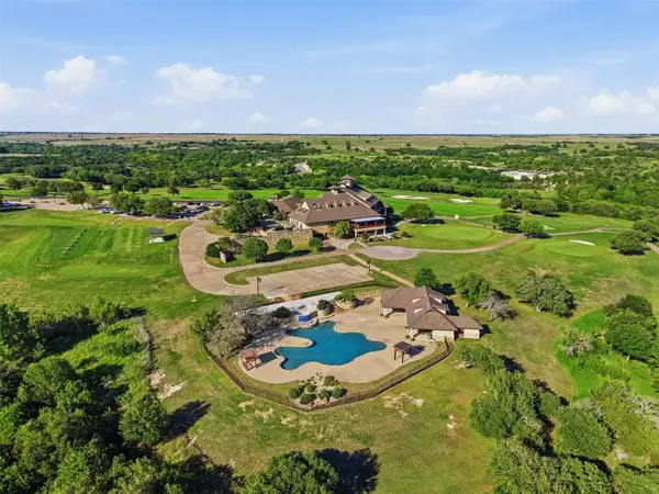 7304 S Aberdeen Drive, Cleburne, TX 76033