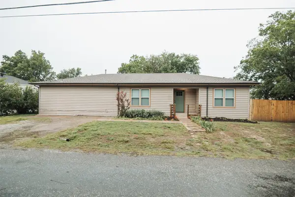305 Ball Street, Tom Bean, TX 75491