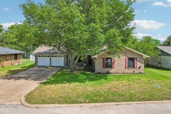 2051 Lisa Circle, Canton, TX 75103
