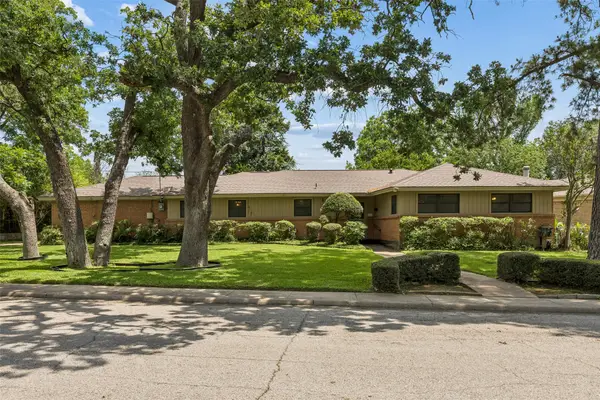 1637 Hendrix Drive, Irving, TX 75061